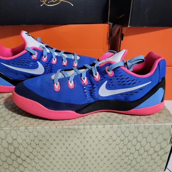 Kobe 9 GS, Nike Hyper Cobalt Pink, size 6.5y, used, no box,good condition - Picture 6 of 10